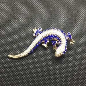Lizard rhinestone brooch